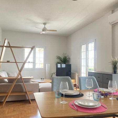 Faliro Comfort Apartment 10 Mins Walking To The Beach Athena Bagian luar foto