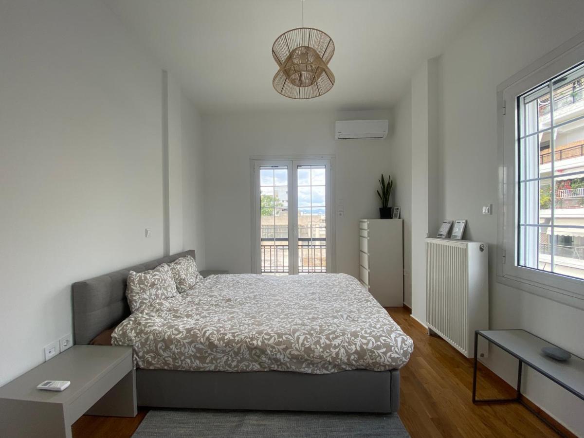 Faliro Comfort Apartment 10 Mins Walking To The Beach Athena Bagian luar foto